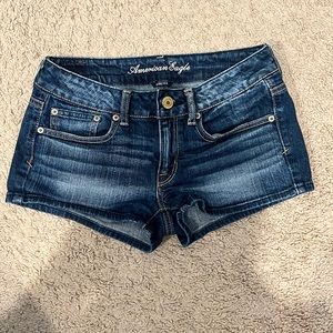 American Eagle low rise shorts